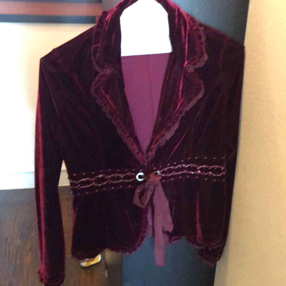 Velvet red jacket by Easel. Excellent condition. L